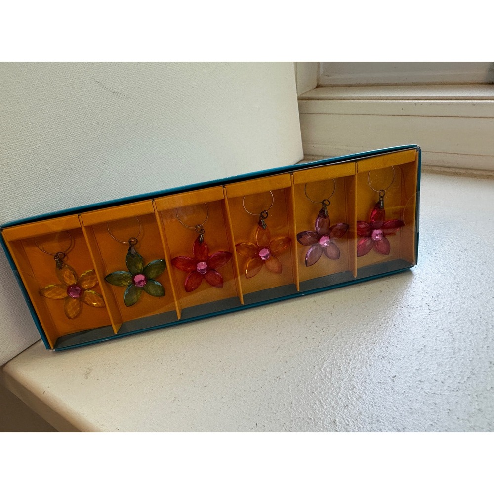Set of 6 Pier 1 Acrylic Flower Wine Glass Charms Rhinestone  Decor